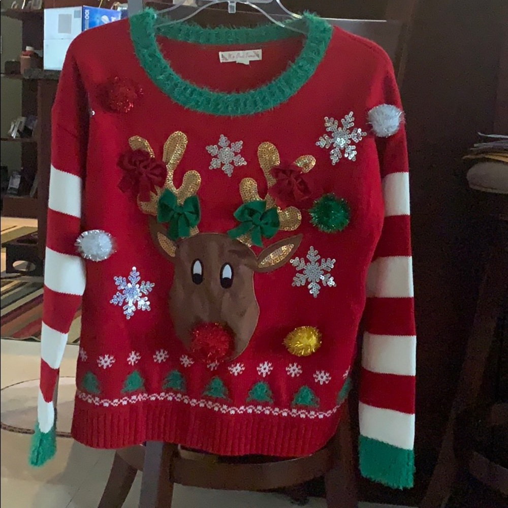 Christmas Sweater. Ladies. Size. Multicolored.